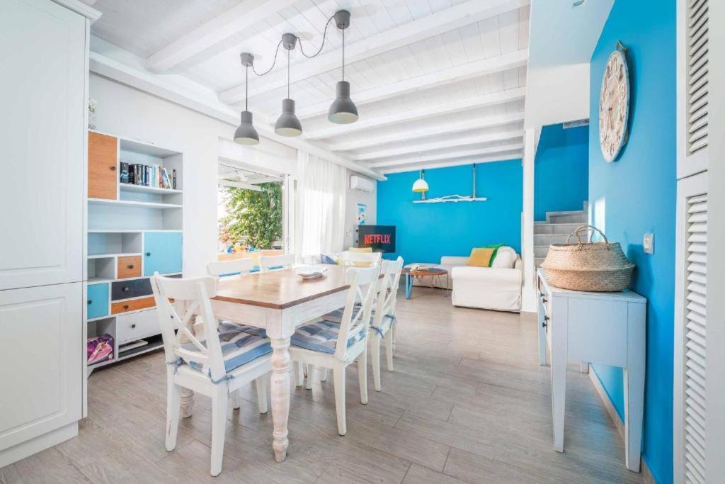 Seabreeze Villa - With Jacuzzi & Heated Pool Masticharion Exteriör bild