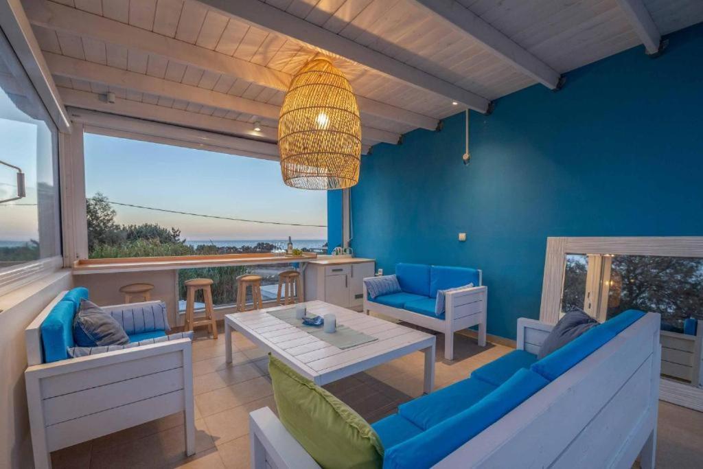 Seabreeze Villa - With Jacuzzi & Heated Pool Masticharion Exteriör bild