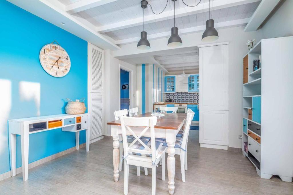 Seabreeze Villa - With Jacuzzi & Heated Pool Masticharion Exteriör bild